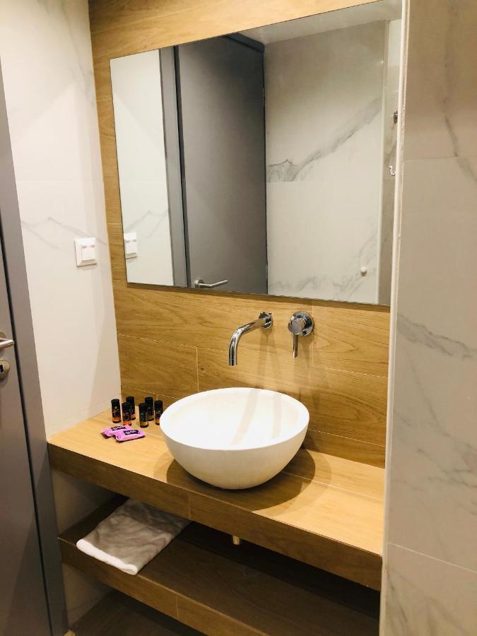 Metropolitan Complex Suite 2@Faliro ピレウス エクステリア 写真